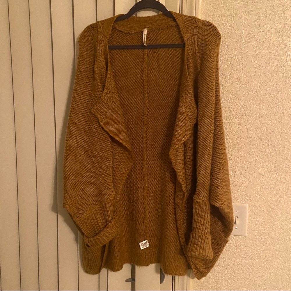 Camel knit Cardigan with dolman sleeves
